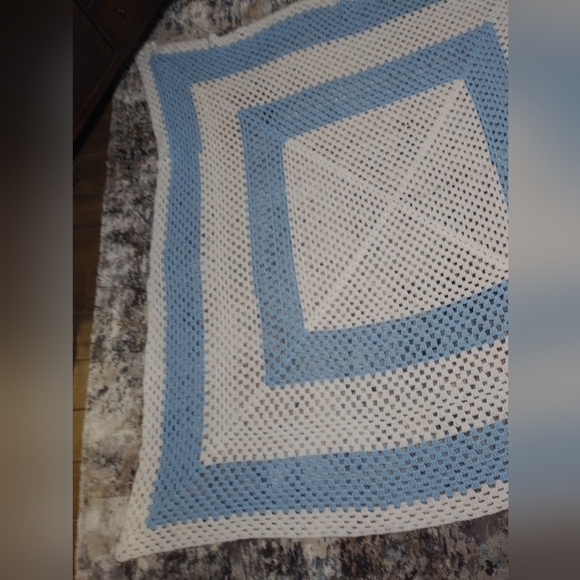 Handmade Vintage crochet 64x58 Baby blue color block blanket - Picture 5 of 15